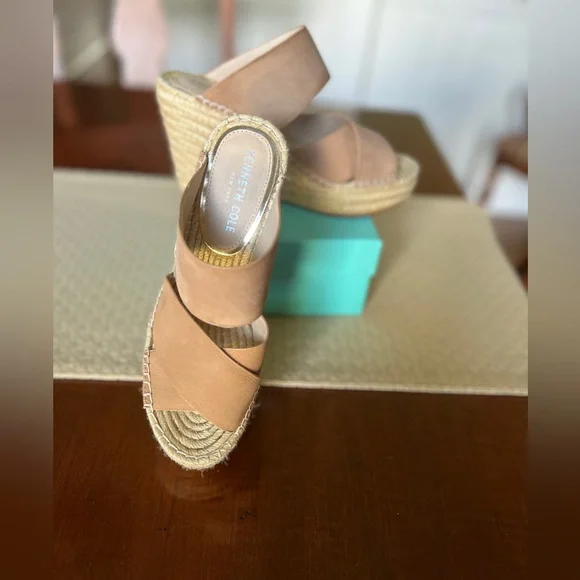 Kenneth Cole New York Olivia X Band Wedge Sz 7.5 - Picture 7 of 16